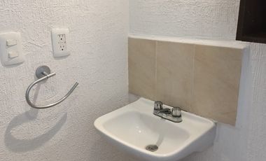 Casa en venta en fraccionamiento con alberca en zona Norte