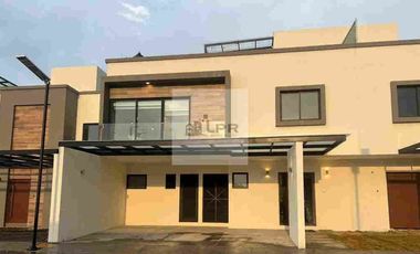 VENTA DE CASA CERCA DEL PARQUE BICENTENARIO, AMENIDADES, EXCLUSIVIDAD