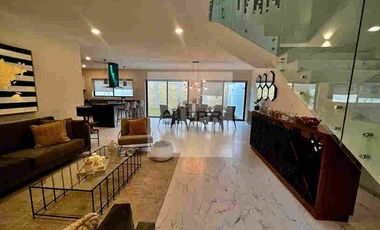 VENTA DE CASA CERCA DEL PARQUE BICENTENARIO, AMENIDADES, EXCLUSIVIDAD