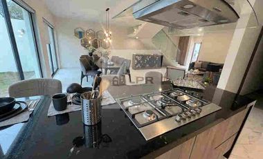 VENTA DE CASA CERCA DEL PARQUE BICENTENARIO, AMENIDADES, EXCLUSIVIDAD