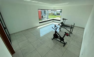 CASA EN VENTA ATRAS DE PLAZA SAN DIEGO