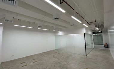 Office with Parking Slot for Sale at Alveo Financial Tower by Alveo Land Makati