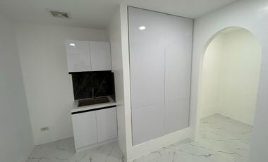 Office with Parking Slot for Sale at Alveo Financial Tower by Alveo Land Makati