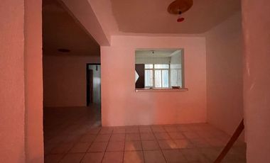 CASA CON DEPARAMENTO EN VENTA OJOCALIENTE 1