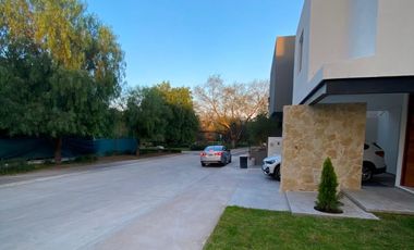 CASA EN VENTA EN ST ANGELO AL NORTE