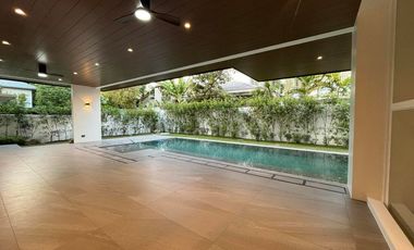 BRAND NEW LUXURIOUS CORNER LOT 5-BEDROOM HOME WITH UP TO 14 CAR BASEMENT + 5 DRIVEWAY SLOTS