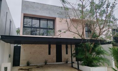 CASA EN NAVITA RESIDENCIAL
