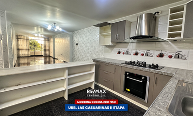 Casa Frente A Parque - Urb Casuarinas (Ica Cercado)