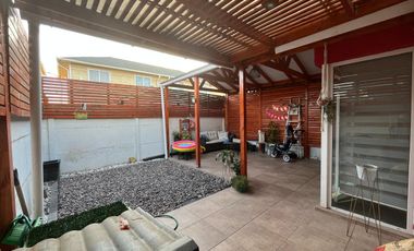 VENDO HERMOSA CASA CALLE TANNAT- PADRE HURTADO