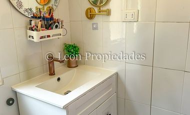 Leon Propiedades vende parcela con casa en sector Hornitos, Curacaví.