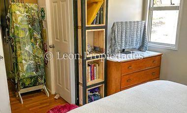 Leon Propiedades vende parcela con casa en sector Hornitos, Curacaví.