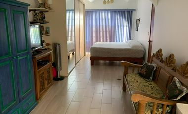 Col. Monumental Casa Remodelada en Venta, Guadalajara, Ubicación Estratégica