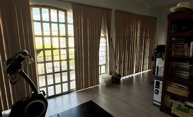 Col. Monumental Casa Remodelada en Venta, Guadalajara, Ubicación Estratégica