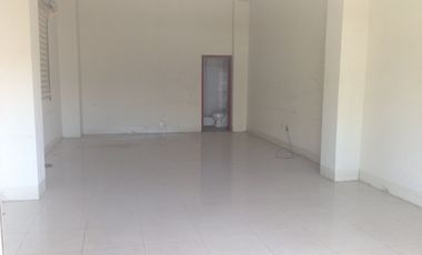 Local comercial 60 m2 en centro de Machala