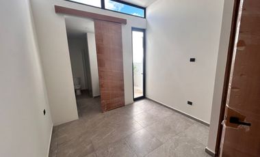 HERMOSA CASA DE LUJO UBICADA EN TEMOZÓN NORTE
