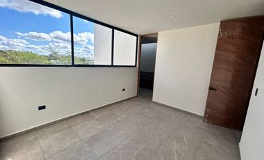 HERMOSA CASA DE LUJO UBICADA EN TEMOZÓN NORTE