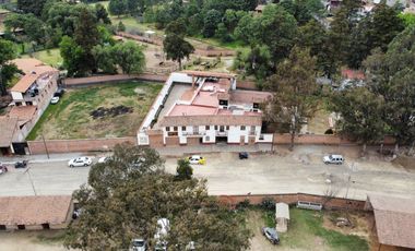 Casa Con Dos Terrenos En Venta En Tapalpa (Zona Centro).