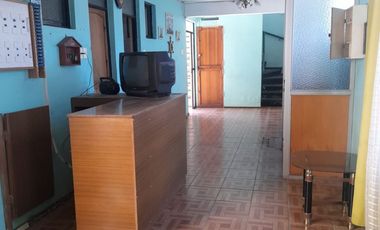 Venta de Hotel con 2 Casas, 6 Departamentos más Bodegas / Oficinas.  Iquique