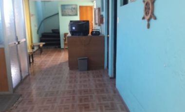 Venta de Hotel con 2 Casas, 6 Departamentos más Bodegas / Oficinas.  Iquique