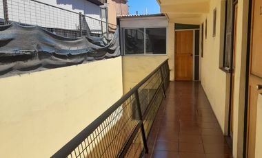 Venta de Hotel con 2 Casas, 6 Departamentos más Bodegas / Oficinas.  Iquique