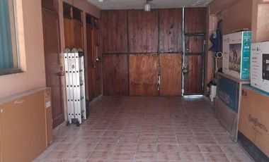 Venta de Hotel con 2 Casas, 6 Departamentos más Bodegas / Oficinas.  Iquique