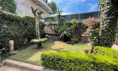En venta, casa en Bosques de las Lomas, Miguel Hidalgo, Ciudad de México
