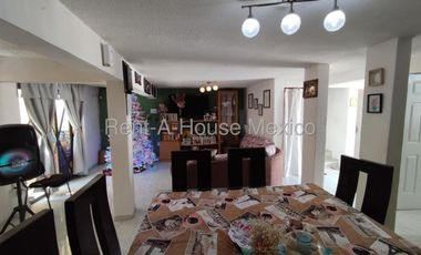 CASA EN VENTA EN VILLA DE LAS FLORES 1A SECCIÓN, COACALCO
