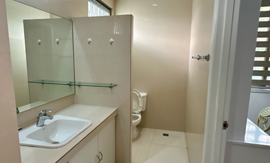House for sale in Magallanes Makati