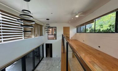 5 Bedroom House and Lot in Ayala Alabang Village Muntinlupa PP Code # L157