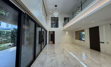5 Bedroom House and Lot in Ayala Alabang Village Muntinlupa PP Code # L157