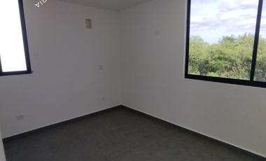 Casa en venta en Mérida con alberca privada y amenidades.