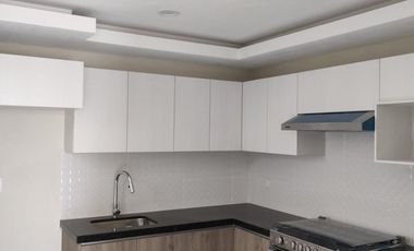 Amplia casa en venta a SUPER PRECIO en Cañadas del Bosque