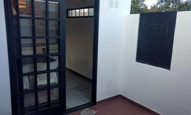 Venta Departamento 2 Ambientes con Patio y Terraza