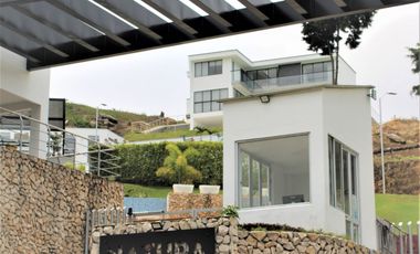 VENTA DE LOTE RUITOQUE ALTO