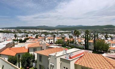 Cumbres del Lago penthouse de 3 recamaras en RENTA RAH806