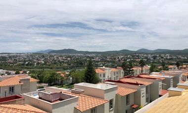 Cumbres del Lago penthouse de 3 recamaras en RENTA RAH806