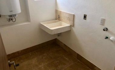 Cumbres del Lago penthouse de 3 recamaras en RENTA RAH806