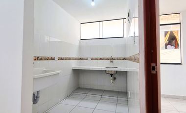 VENDO CASA COMERCIAL DE 3 PISOS + AIRES EN CAMPOY, SAN JUAN DE LURIGANCHO