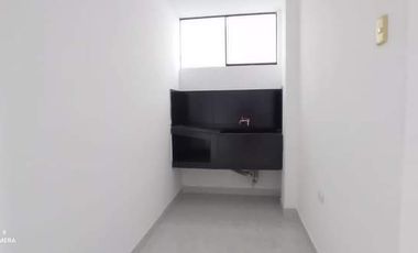 VENDO CASA COMERCIAL DE 3 PISOS + AIRES EN CAMPOY, SAN JUAN DE LURIGANCHO