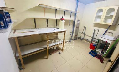 ¡Vendo Casa de 2 Pisos en Villa Costa Azul!