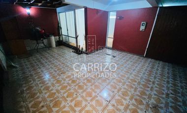 ¡Vendo Casa de 2 Pisos en Villa Costa Azul!