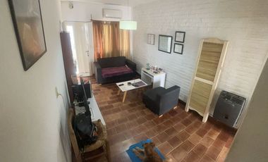Venta Duplex dos ambientes con patio Ramos Mejia