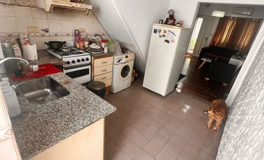 Venta Duplex dos ambientes con patio Ramos Mejia