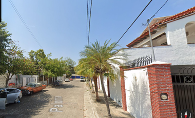 Casa en colonia Fovissste Puerto Vallarta, Jalisco. Con 2 recamaras y 175m2. Muy cerca de la Macroplaza Puerto Vallarta, y a 10 Minutos de Playa Los T