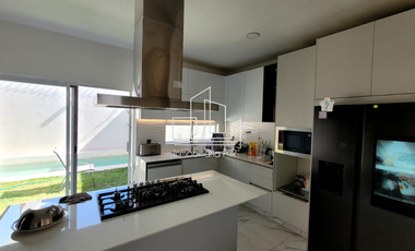 CASA CON ALBERCA EN YECAPLIXTLA MORELOS