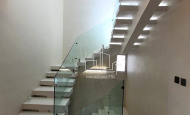 CASA CON ALBERCA EN YECAPLIXTLA MORELOS