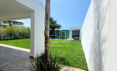 CASA CON ALBERCA EN MORELOS