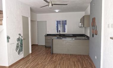 Casa en venta en Fraccionamiento Maralta, 2 rec. + 1.5 baños, Puerto Vallarta