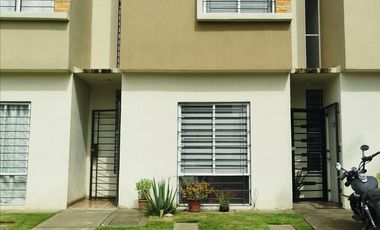 Casa en venta en Fraccionamiento Maralta, 2 rec. + 1.5 baños, Puerto Vallarta