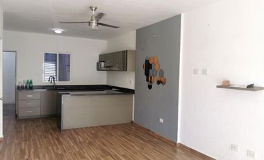 Casa en venta en Fraccionamiento Maralta, 2 rec. + 1.5 baños, Puerto Vallarta